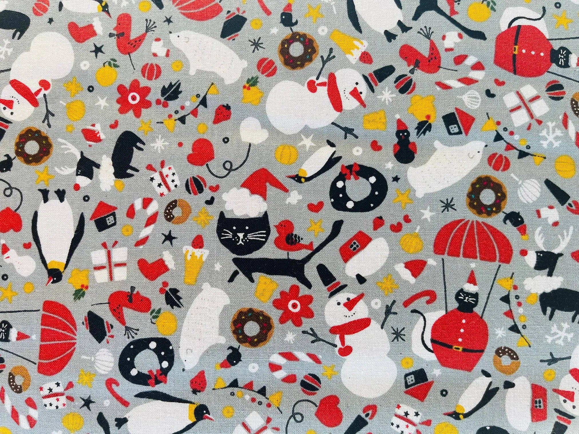 Waku Waku Christmas - Mixer - Gray Unbleached Fabric - Naocom - Cotton+ Steel - Quilting Cotton Fabric - NM202-CO2U