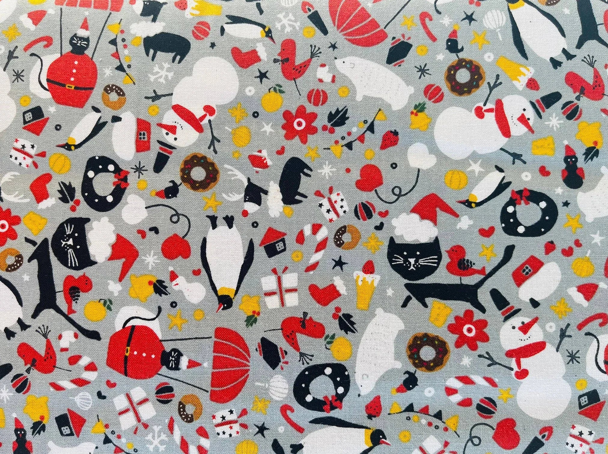 Waku Waku Christmas - Mixer - Gray Unbleached Fabric - Naocom - Cotton+ Steel - Quilting Cotton Fabric - NM202-CO2U