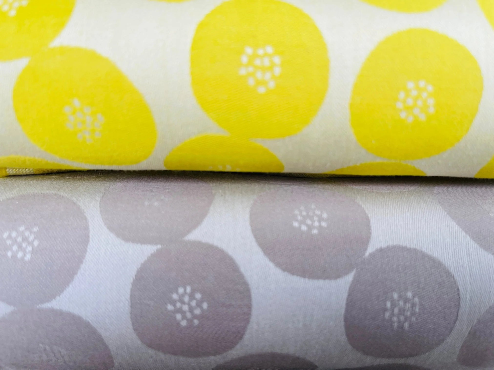 Circle Fabric - Japanese Reversible Fabric - Kokka Jacquard - Cotton Fabric - EKX-1