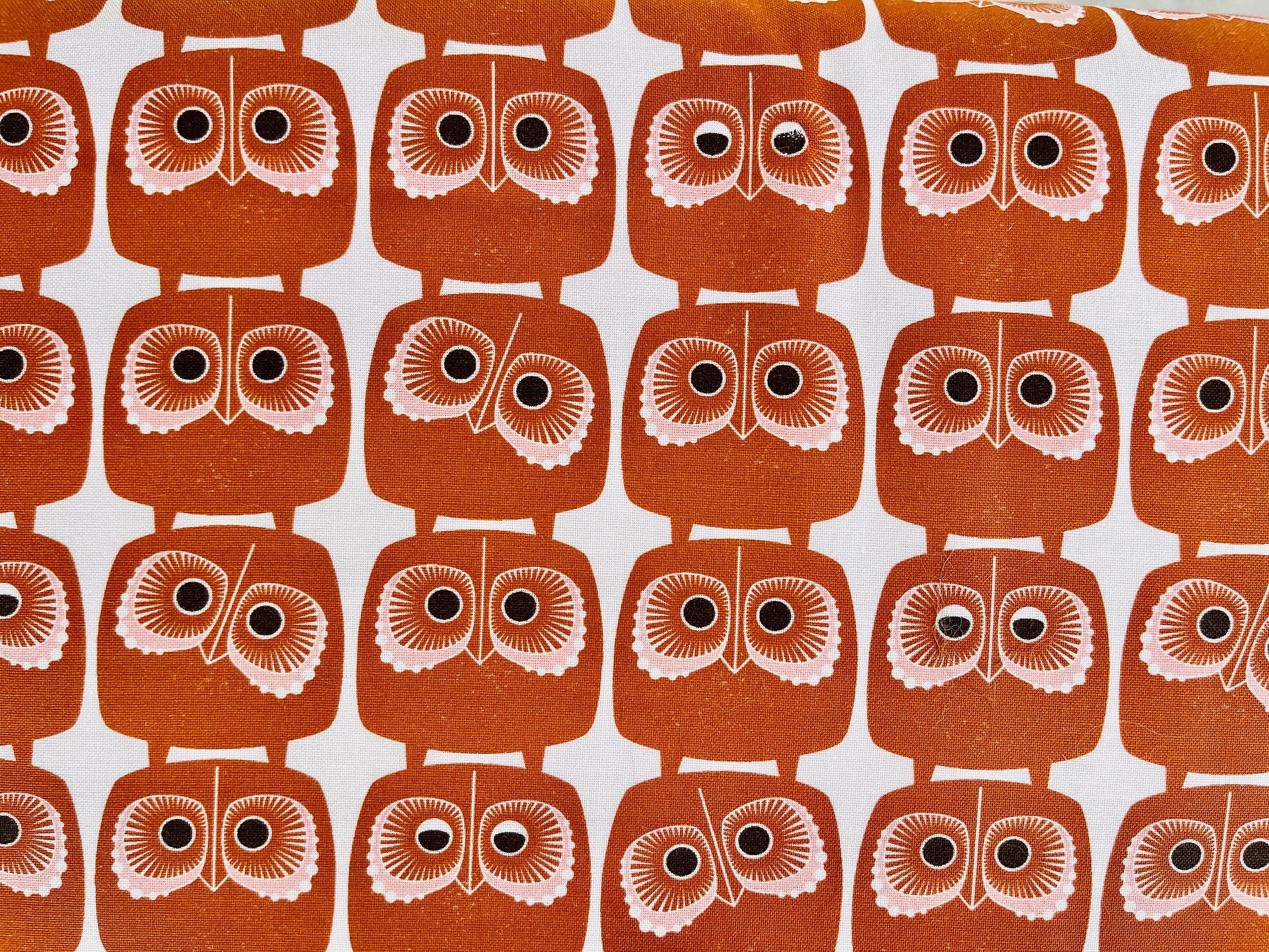 Sweet Floral Scent-Nosey Owl-Copper Fabric-Loes Van Oosten-Cotton+Steel-LV801-CO2